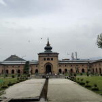 Srinagar: Private Old City and Mughal Gardens Guided Tour - Exploring Srinagar’s Heritage and Gardens