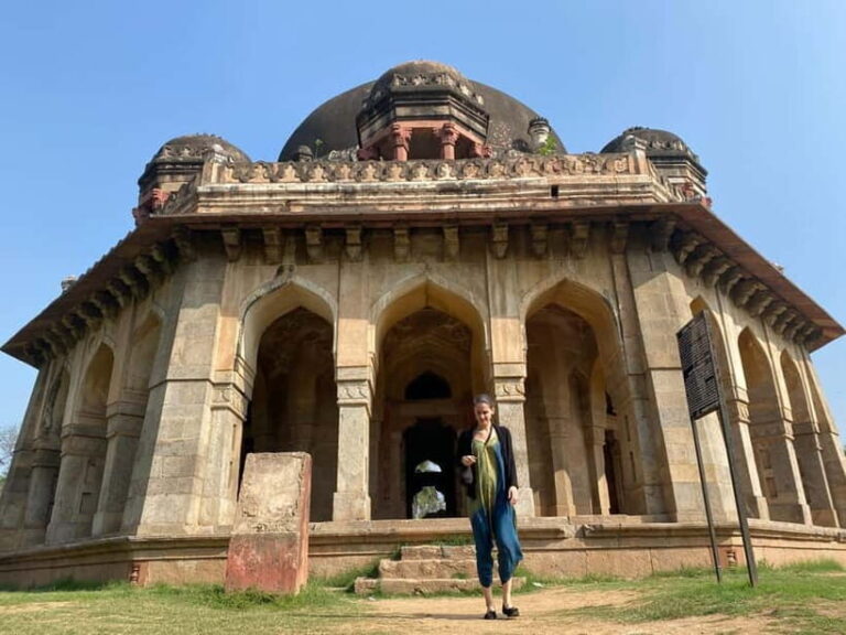 Street Art Walk & Lodhi Gardens with Chai & Food - The Charm of Lodhi Gardens