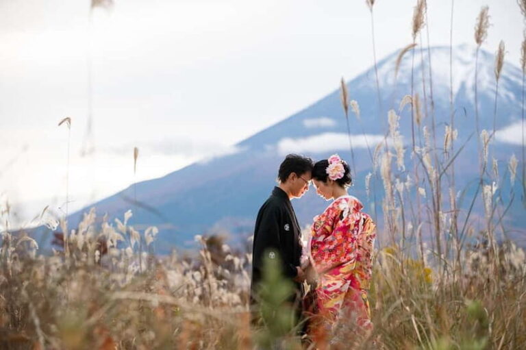 Take a Photo in a Kimono with Mt. Fuji in the Background - Scenery and Location Options