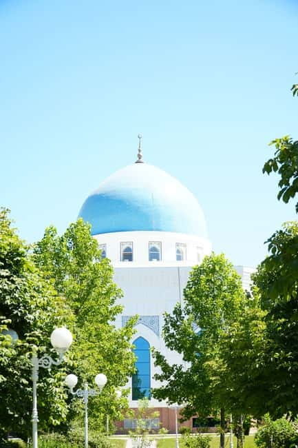 Tashkent: City Tour with Pro Photography, Lunch & Dinner - Transport and Group Size