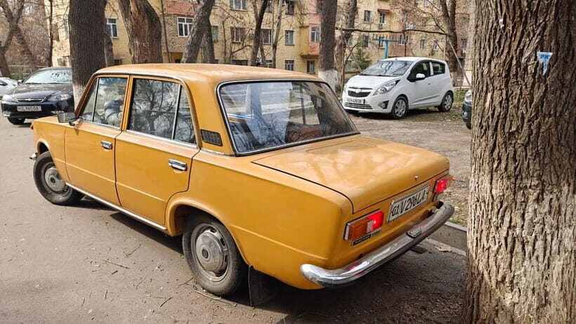 Tashkent: Soviet Charm Retro Tour on a Historic VAZ-2101 Car - Authenticity and Local Insights