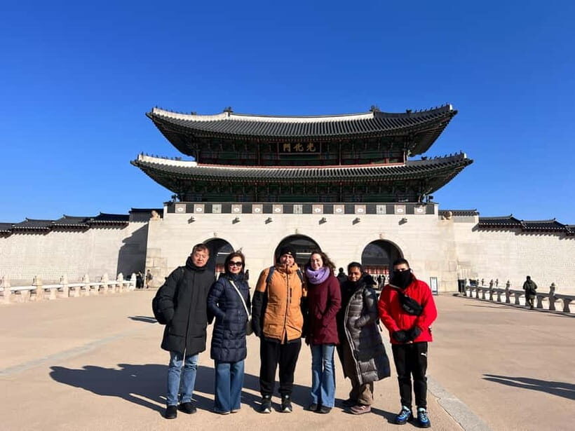 Time Travel in Seoul: Gyeongbokgung, Folk Museum & Bukchon - Discovering Bukchon Hanok Village: Quiet Streets and Traditional Homes