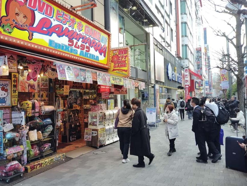 Tokyo: Akihabara Otaku Tour - 1.5h Guided Shopping - The Itinerary: What to Expect from the Akihabara Otaku Tour