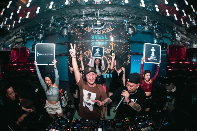 Tokyo: Cross Roppongi Karaoke Nightclub Ticket (For Foreign) - The Dance Floor and DJ Lineup