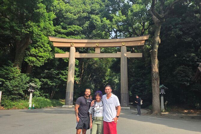 Tokyo Private Walking Tour With Fresh Eyes, Local Hearts - The Itinerary: A Walkthrough of Highlights