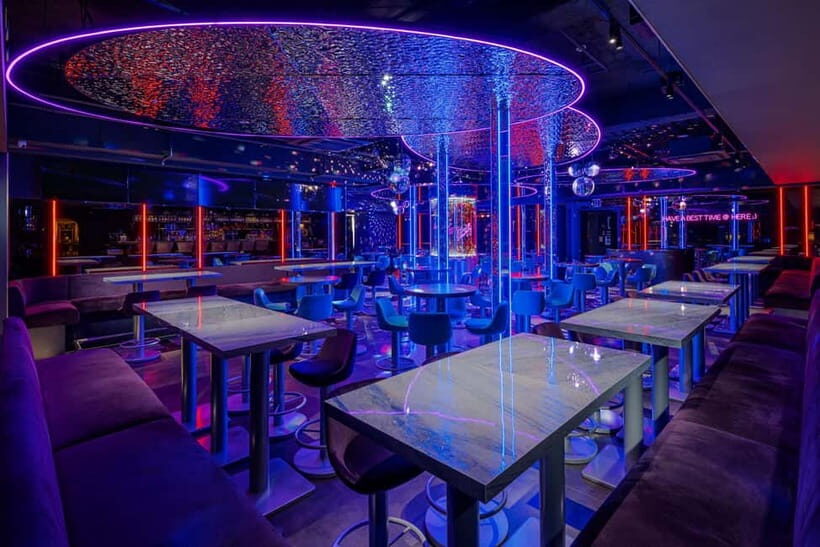 Tokyo: Shinjuku Guys' Night Out Tour (Eat, Drink, & Mingle) - Practical Considerations