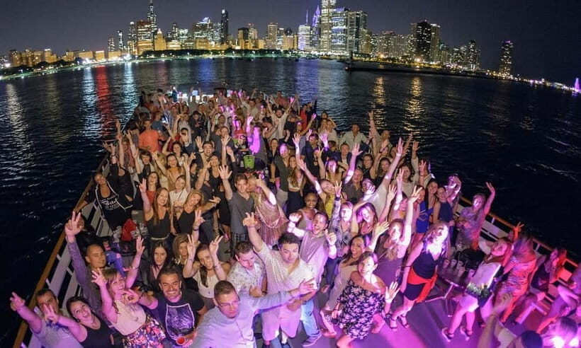 Tokyo: Sunset Boat Party with Live DJ Sets and Drinks - Key Points