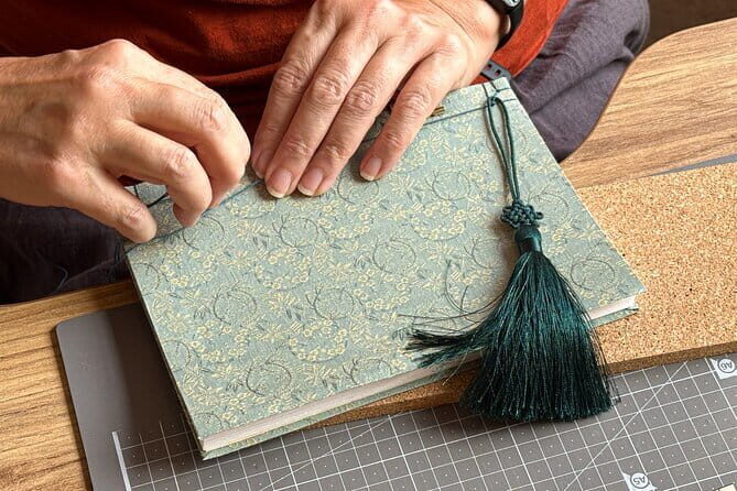 Traditional Korean Bookbinding Experience in Seoul, Hongdae - Practical Considerations