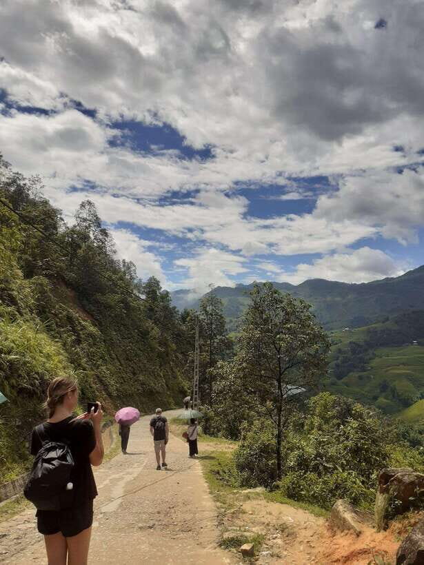 Trekking Sapa 1 Day With Local Guide, Terraced Rice Fields - What to Expect: A Deep Dive into the Itinerary