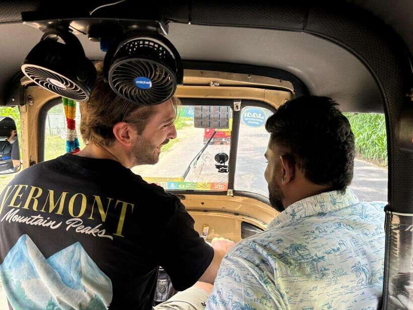 Tuk Tuk adventure from Kandy to Sigiriya Rock - Refreshments and Local Flavor: Stops Along the Way