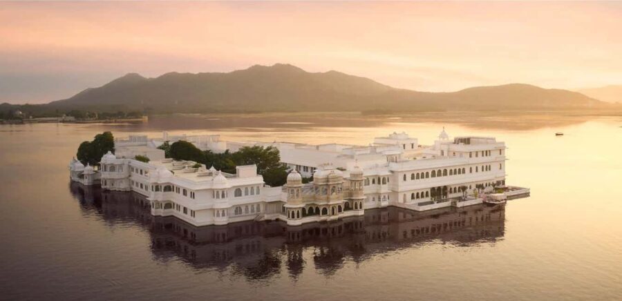Udaipur: 2-Day Private Tour with Guide & Boat Ride - Day Two: Palaces, Panoramas & Cultural Depth