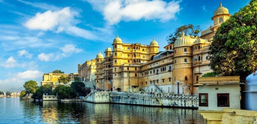Udaipur: City Palace Museum Tour and Lake Pichola Boat Tour - Why This Tour Offers Great Value