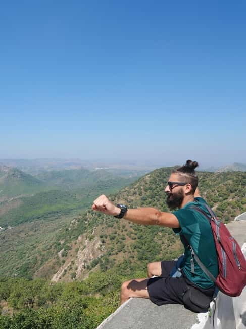 Udaipur: Sajjangarh Monsoon Palace Day Trip with Tickets - Who Should Consider This Tour?