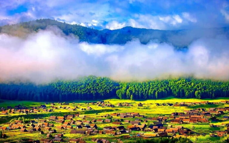 Urumqi: 10-Day Xinjiang Tour with Transfers & Hotels - What Makes This Tour Stand Out?