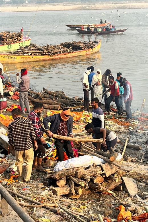 Varanasi: Manikarnika Ghat (Oldest Cremation Site) Tour - Introduction: What makes this tour stand out?