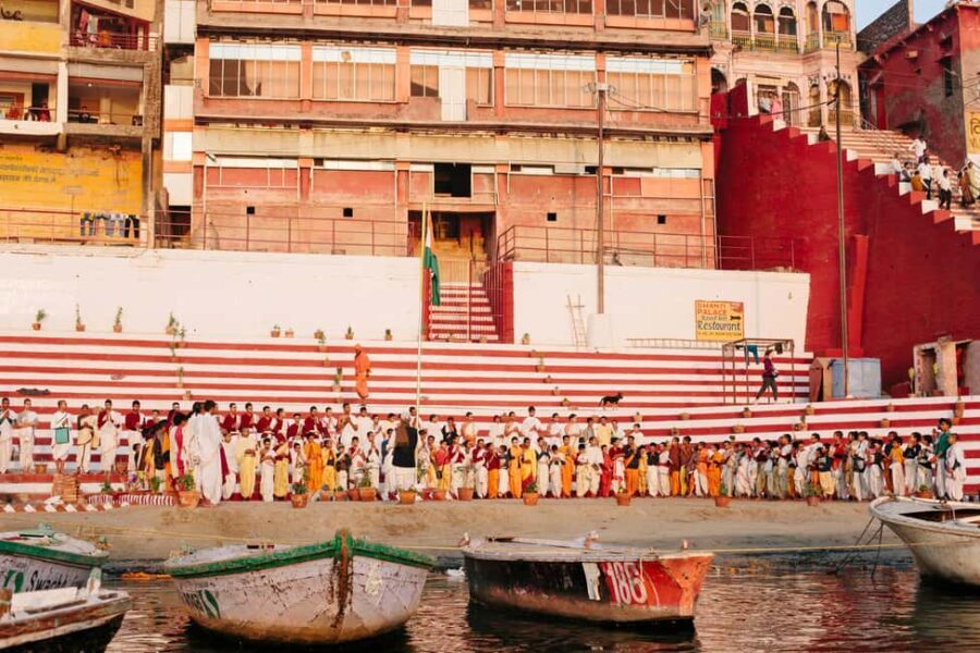 Varanasi. Sunrise & Morning Down Town. Walking Tour - Transportation, Timing, and Group Size