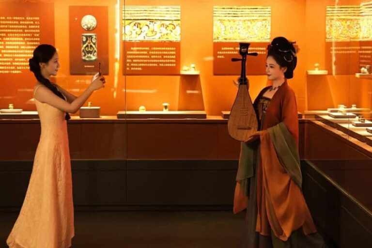 Xian: Hanfu Costume Experience & Ancient-Modern Photoshoot - The Itinerary in Detail