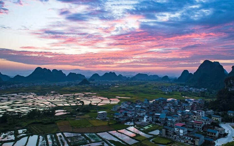 Yangshuo: Xianggong Mountain Sunrise & Bamboo Rafting Tour - The Itinerary in Detail
