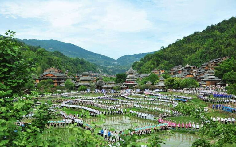 Zhaoxing: 3-Day Guided Tour with Batik Workshop - Exploring Zhaoxing and Surroundings