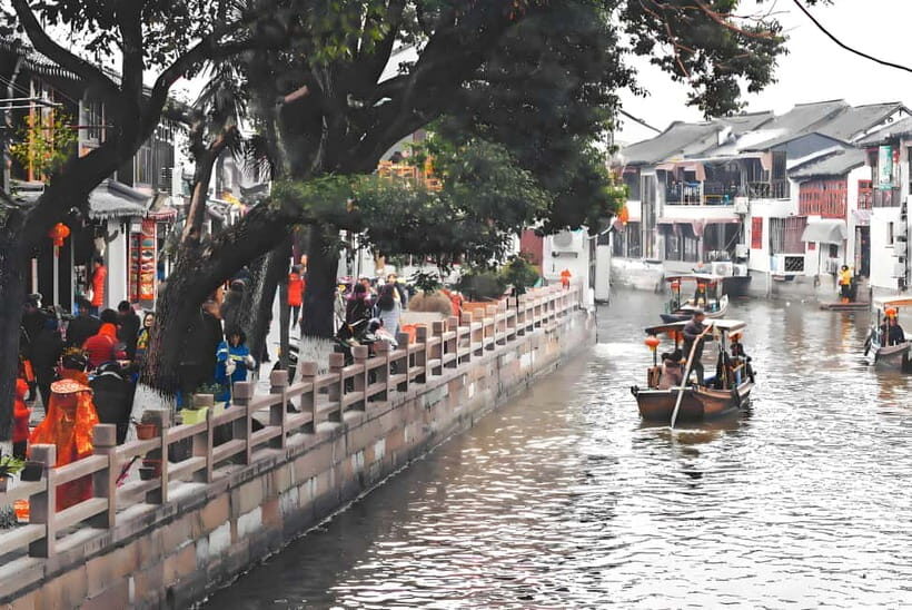 Zhujiajiao Water Town and Shanghai Fake Market Shopping Tour - Shopping at the Fake Market: Value and Tips