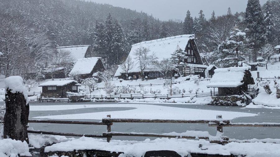 1-Day Tour from Takayama: Hida Folk Village, Caves & Ropeway - What Makes This Tour Stand Out?