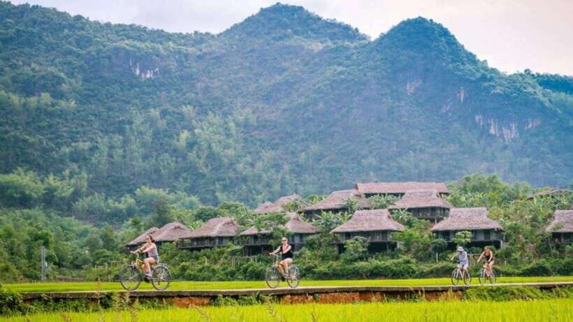 2-Day Mai Chau Valley Tour from Hanoi - Exploring the Mai Chau Valley Experience