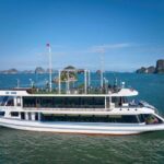 5-Star Ha Long Bay w Lunch, Kayak, Jacuzzi Cruise| Limousine - Who Is This Tour Perfect For?