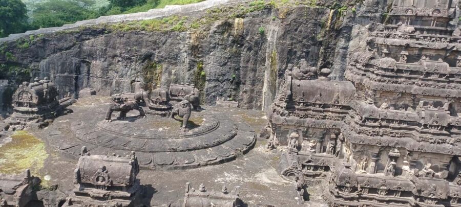 Affordable Cab Trip from Aurangabad to Ajanta & Ellora Caves - Transportation & Logistics