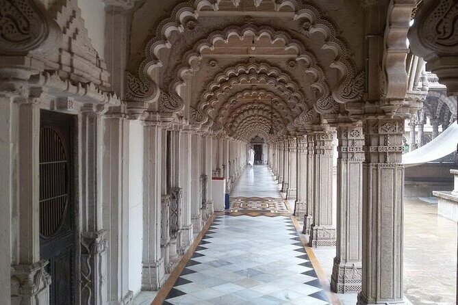 Ahmedabad Private City Tour Including Local Night Market - What’s Included and What’s Not