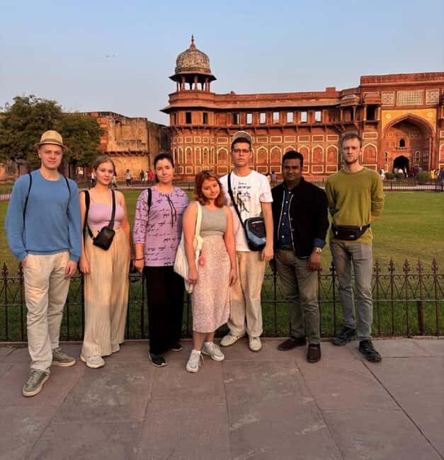 All Inclusive Sunrise Taj Mahal, Baby Taj & Agra Fort Tour - Exploring Agra Fort