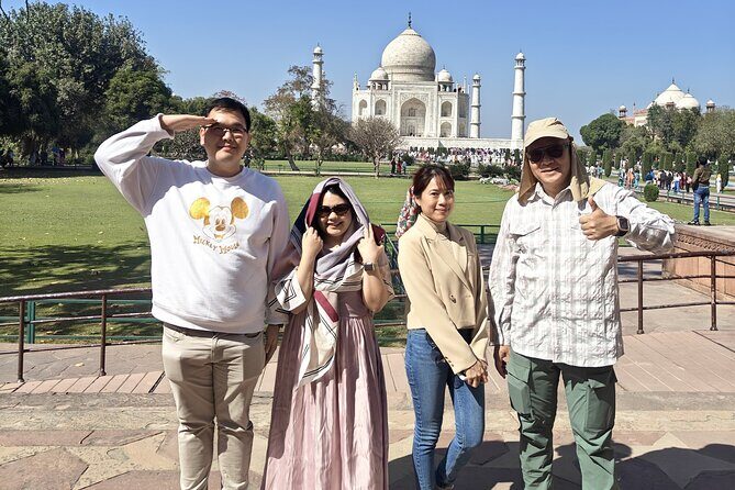 All Inclusive Taj Mahal, Agra Fort, Baby Taj Car with Local Guide - What Sets This Tour Apart?