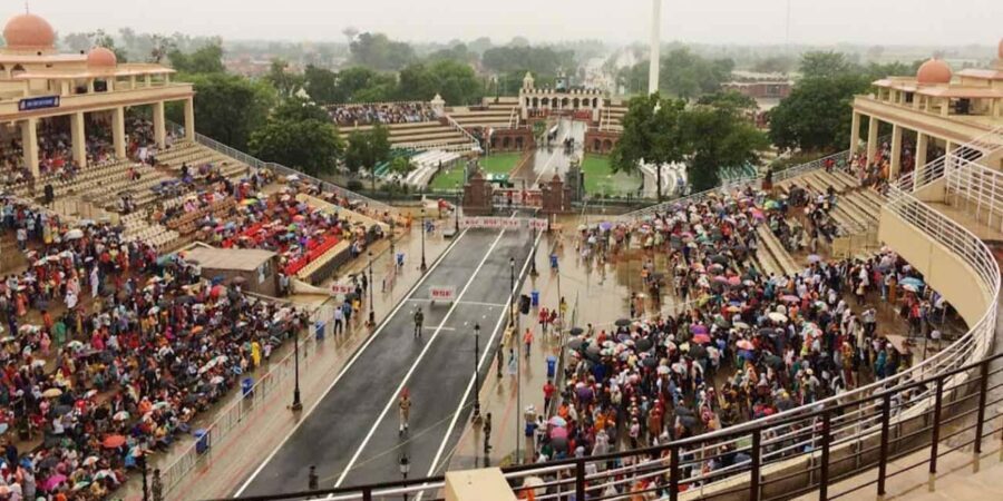 Amritsar: Full-Day Private Sightseeing Tour w/ Wagah Border - Transportation and Tour Logistics