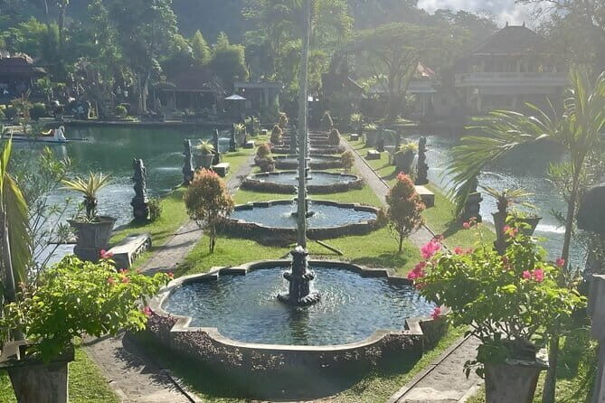 Bali Instagramable Tour: Gates of Heaven Lempuyang - Water Palace - Waterfall - What We Love About This Tour