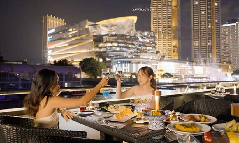 Bangkok: Luxury Dinner Cruise on Chao Phraya River - How the Itinerary Unfolds