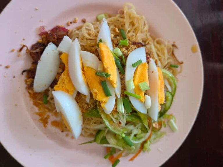 Battambang: Morning Tuk Tuk Food Tour of Our Iconic Dishes - Who Is This Tour Best For?