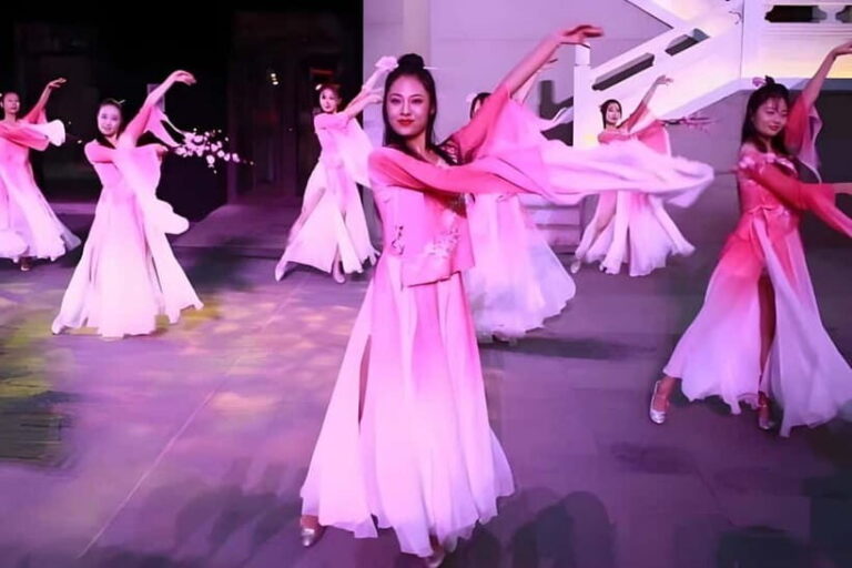 Beijing: Badaling Great Wall Night Ticket or Tours with Show - Who Should Consider This Night Tour?