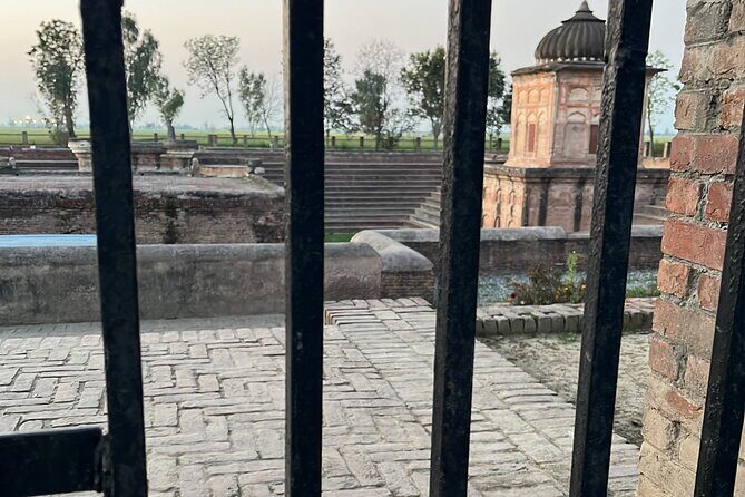 Beyond Borders Wagah Beeting The Retreat Ceremony Tour - Transportation & Logistics