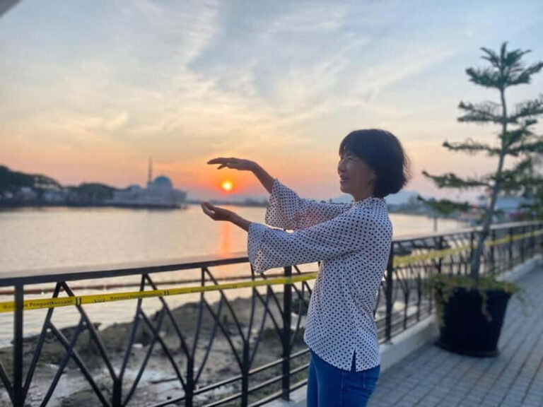 Borneo: 7-Day Sarawak and West Kalimantan Discovery Tour - What’s Included and What to Consider