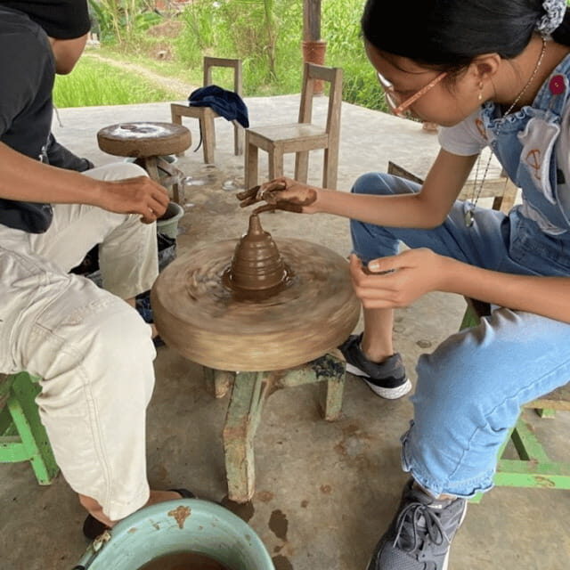 Borobudur: Pottery Making Workshop with Expert Craftmen - What’s Included and How It Works