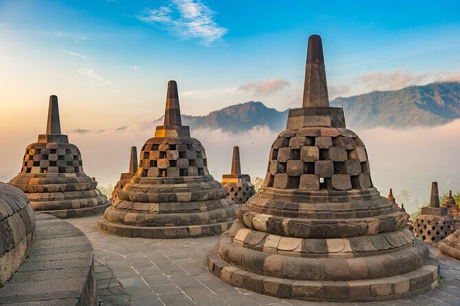 Borobudur Sunrise Tour at the Temple - The Itinerary in Detail