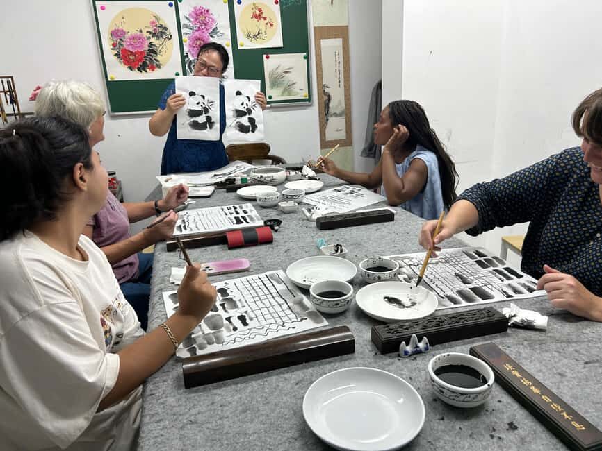 Chengdu: Chinese Calligraphy & Chinese Painting Class - The Painting Class: An Artistic Journey in Ink & Wash