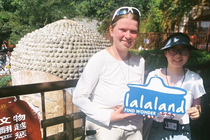 Chengdu Panda & Leshan Giant Buddha Premium Private Day Tour - Itinerary Breakdown