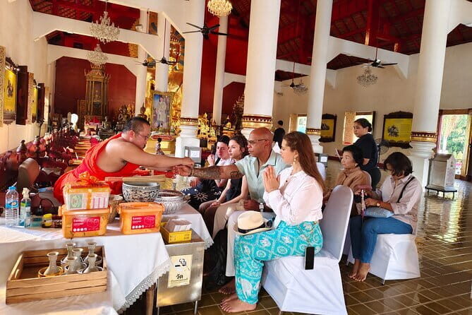 Chiang Mai Temples Visit Walking Tour with Ex-Monk Guide Part 1 - Who Would Love This Tour?
