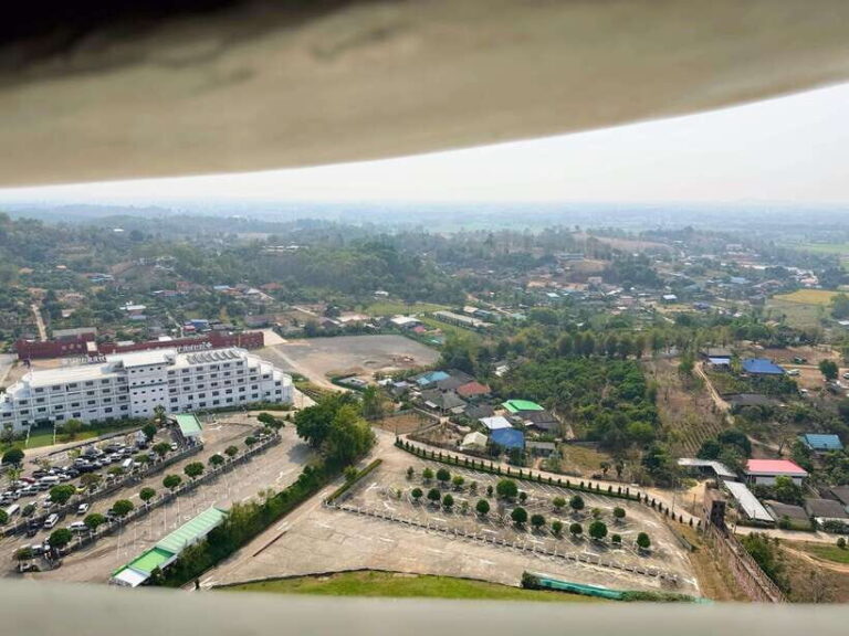 Chiang Rai: Private Half Day Tour  Temples & Lalita Cafe - What to Expect and Why It Matters