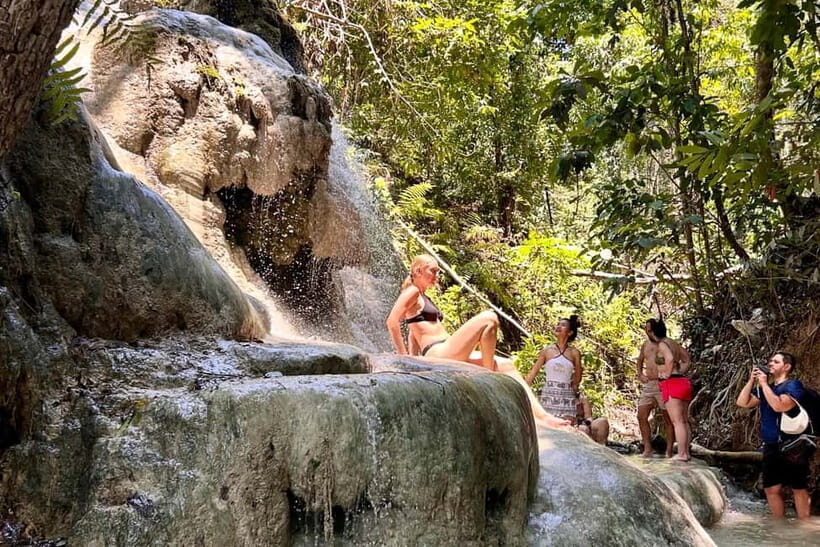ChiangMai Elephant POOPOOPAPER Park Optional StickyWaterfall - Combining with the Sticky Waterfall