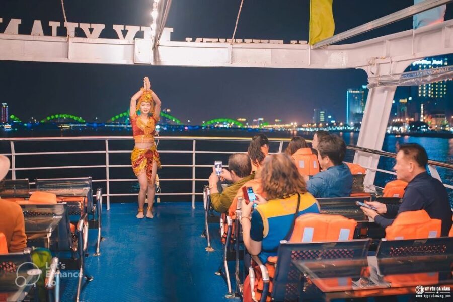 Da Nang: Scenic Han River Night Cruise On My Xuan Cruise. - An In-Depth Look at the Han River Night Cruise