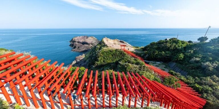 Day Trip Bus Tour from Fukuoka to Tunoshima, Yamaguchi - Tsunoshima Lighthouse: A Touch of History and Panoramic Views