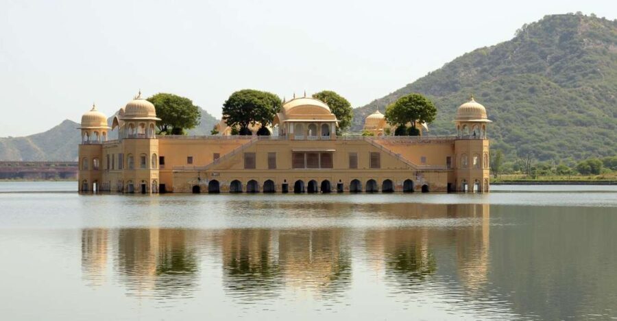 Delhi: 6-Day Golden Triangle Delhi, Agra, and Jaipur Tour - Transportation, Accommodation, and Guides