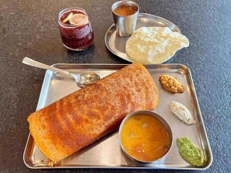 Delhi: Explore Delhi's Street Art & Visit to an Art Centre - The Value of the Experience