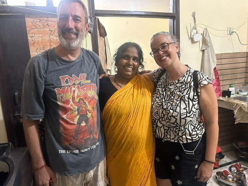 Delhi: Guided Walking Tour with Local Guide - What to Expect from the Tour